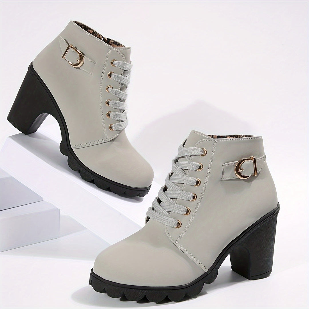 Buty zimowe damskie na obcasie