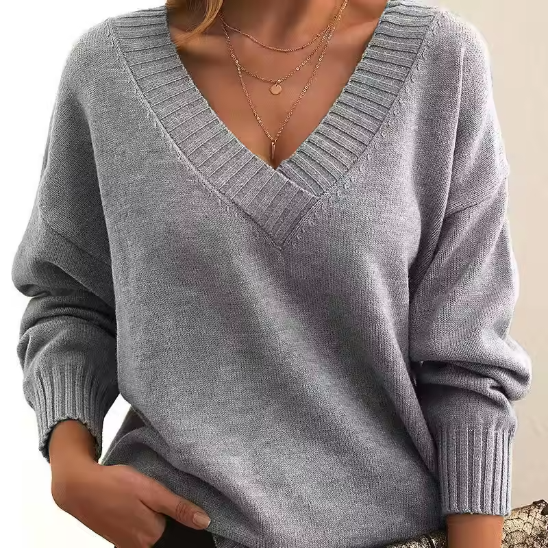 Sweter damski dzianinowy | dekolt w serek