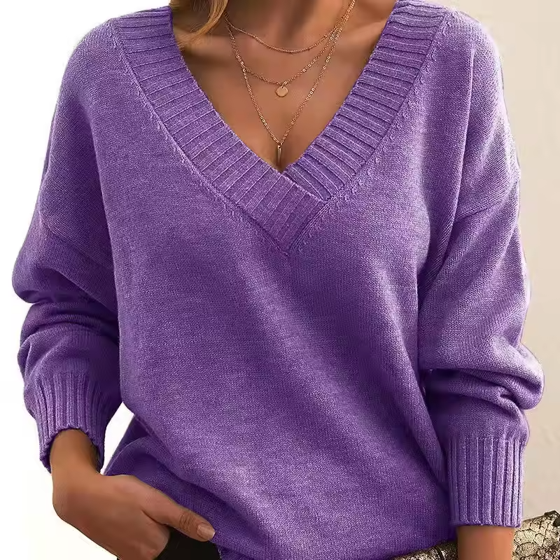 Sweter damski dzianinowy | dekolt w serek