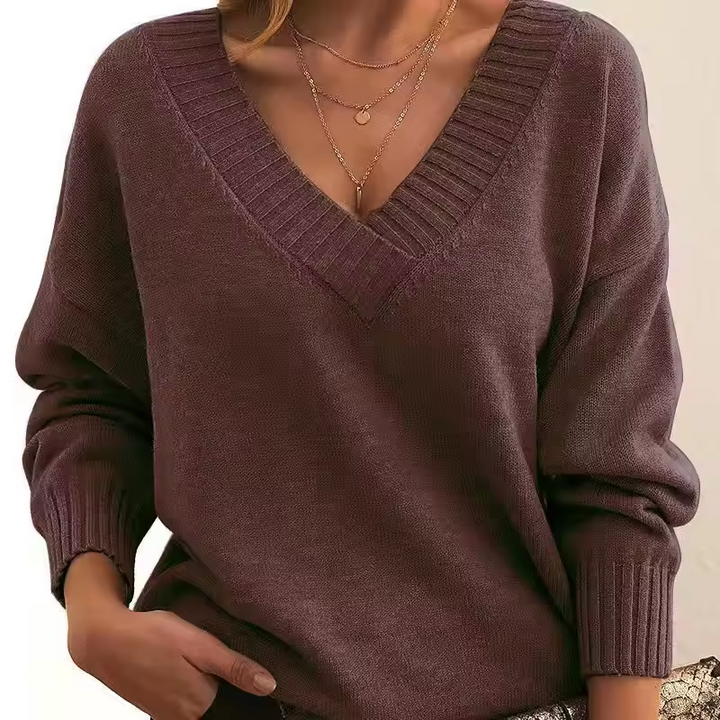 Sweter damski dzianinowy | dekolt w serek