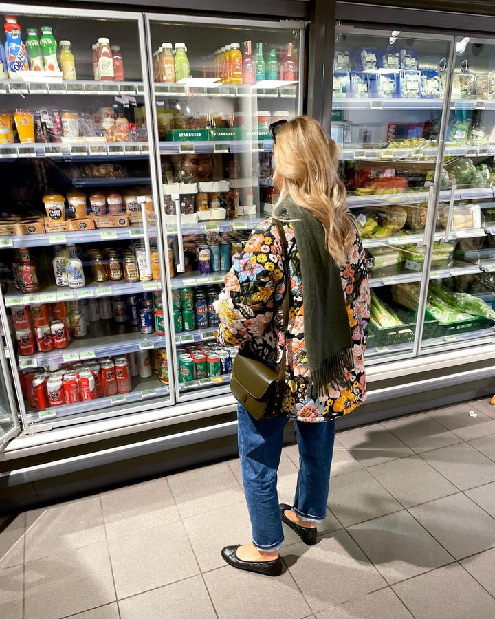 Kurtka pikowana damska | Z kwiatowym wzorem