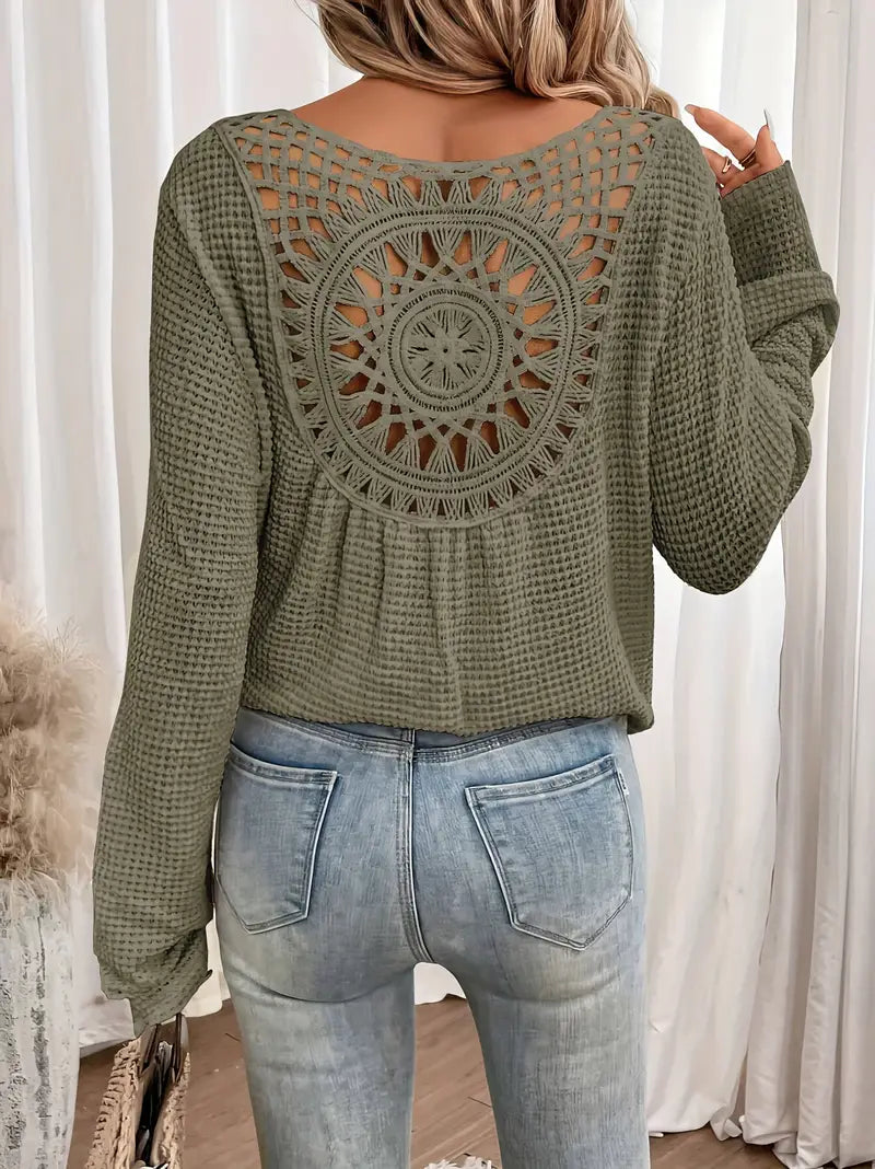 Sweter damski dzianinowy | dekolt w serek