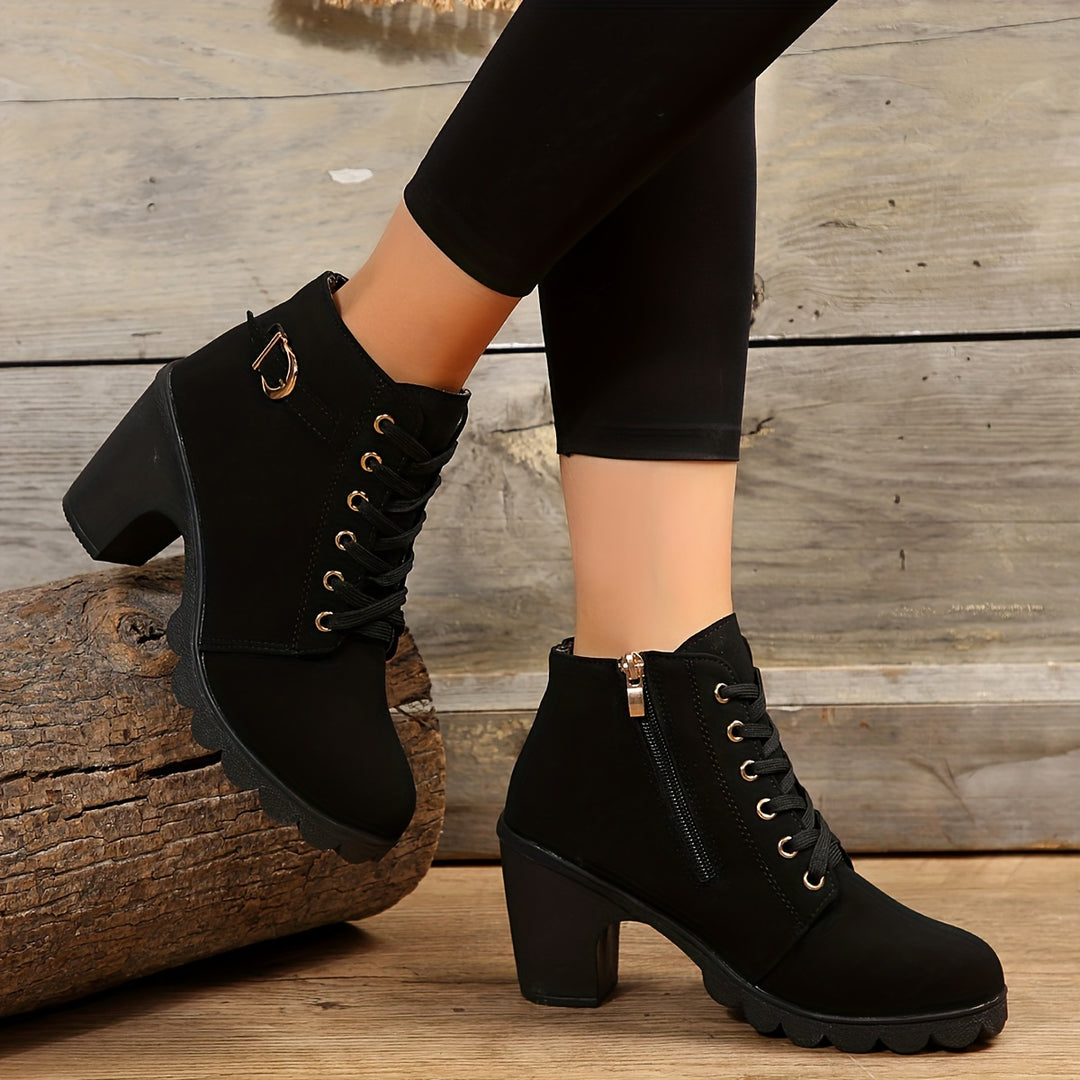 Buty zimowe damskie na obcasie