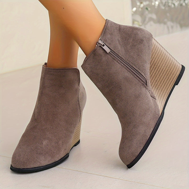 Buty zimowe damskie