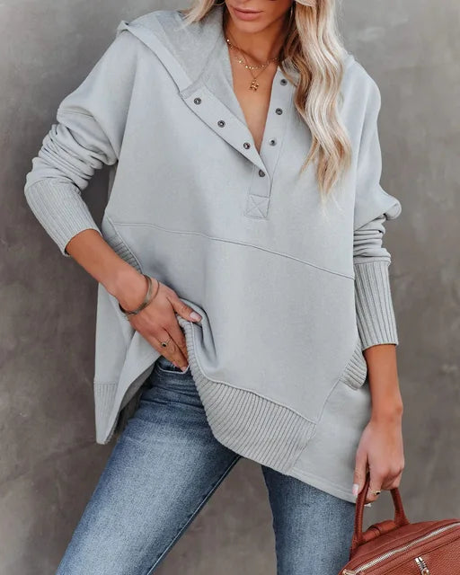 Sweter damski z kapturem